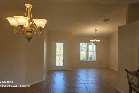 Casa en alquiler en Palm Coast, Florida, 4 dormitorios, 160.91 m2 № 1911487 - foto 5