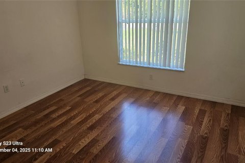 Casa en alquiler en Palm Coast, Florida, 4 dormitorios, 160.91 m2 № 1911487 - foto 10