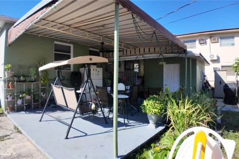 Immobilier commercial à vendre à Hialeah, Floride: 151.15 m2 № 1945756 - photo 30