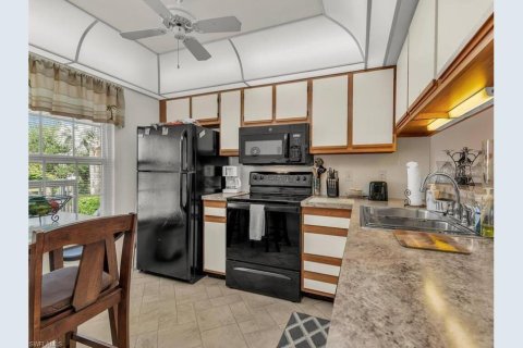 Condominio en venta en Marco Island, Florida, 2 dormitorios, 73.11 m2 № 2077422 - foto 4