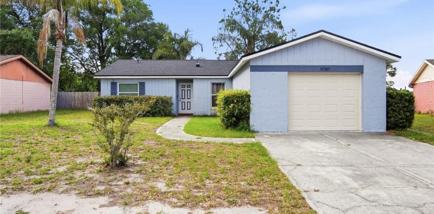 House in Riverview, Florida 3 bedrooms, 117.34 sq.m. № 2201704