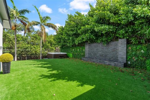 Casa en venta en Miami, Florida, 3 dormitorios, 194.82 m2 № 1867422 - foto 23