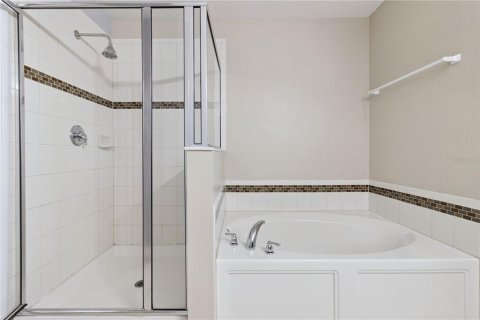 Купить виллу или дом в Дэвенпорт, Флорида 9 комнат, 245.26м2, № 2156342 - фото 15