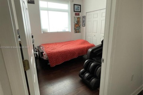 Купить кондоминиум в Холливуд, Флорида 3 спальни, 141.4м2, № 1958415 - фото 14