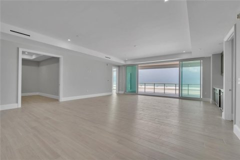 Condo in Sarasota, Florida, 3 bedrooms  № 2266543 - photo 17