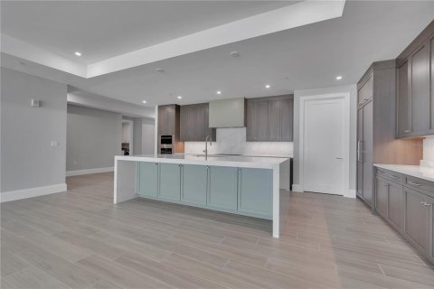 Condo in Sarasota, Florida, 3 bedrooms  № 2266543 - photo 6