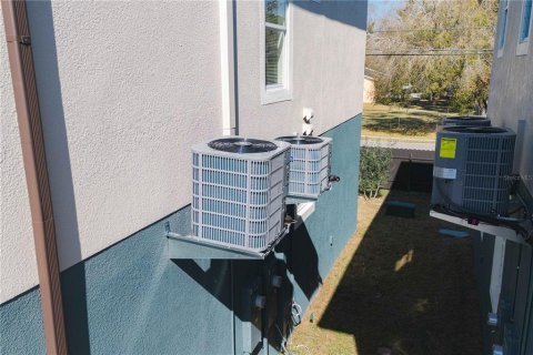 Appartement à louer à Tampa, Floride: 3 chambres, 117.43 m2 № 2414071 - photo 16