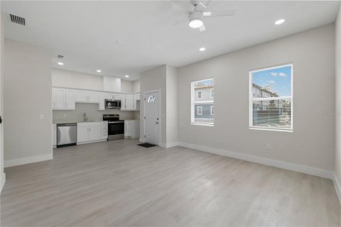 Appartement à louer à Tampa, Floride: 3 chambres, 117.43 m2 № 2414071 - photo 10