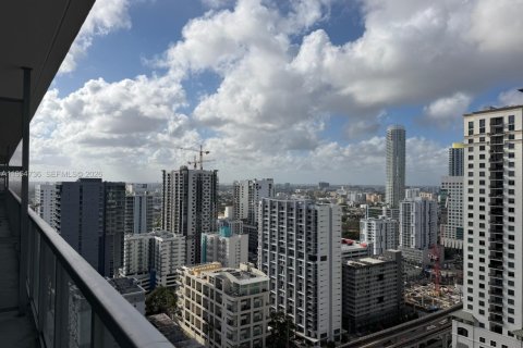 Condo in Miami, Florida, 2 bedrooms  № 2052929 - photo 16