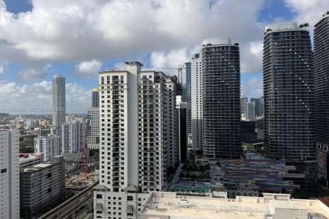 Condo in Miami, Florida, 2 bedrooms  № 2052929 - photo 18