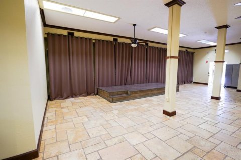 Купить коммерческую недвижимость в Брейдентон, Флорида 416.2м2, № 2109942 - фото 19