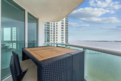 Condo in Holly Hill, Florida, 3 bedrooms № 2202872 - photo 21