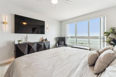 Condo in Holly Hill, Florida, 3 bedrooms № 2202872 - photo 5