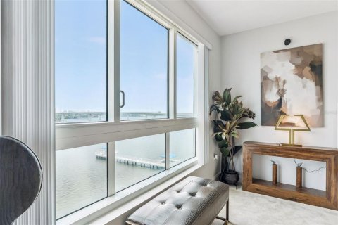 Condo in Holly Hill, Florida, 3 bedrooms № 2202872 - photo 6
