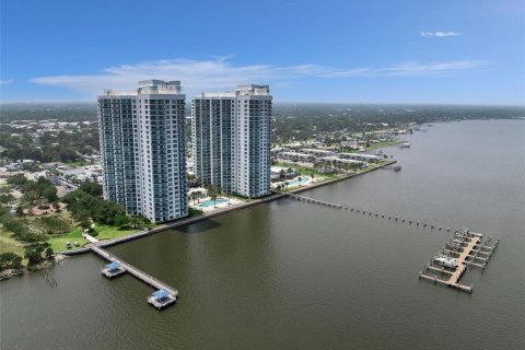 Condo in Holly Hill, Florida, 3 bedrooms № 2202872