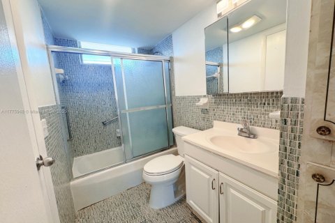 Condominio en venta en Aventura, Florida, 1 dormitorio, 71.35 m2 № 1870075 - foto 18