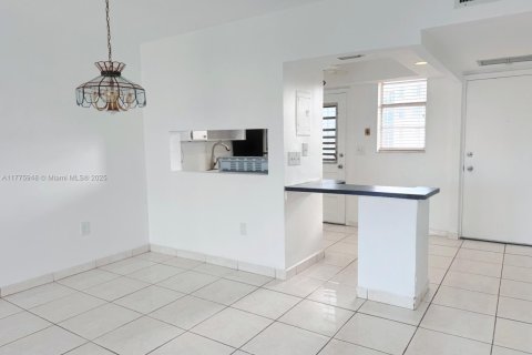 Condominio en venta en Aventura, Florida, 1 dormitorio, 71.35 m2 № 1870075 - foto 7