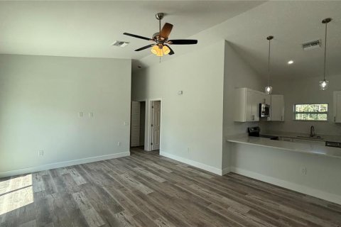 Casa en alquiler en Punta Gorda, Florida, 2 dormitorios, 107.95 m2 № 1906086 - foto 2