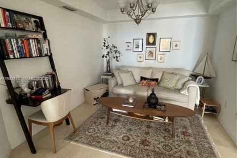 Condominio en venta en Sunny Isles Beach, Florida, 2 dormitorios, 142.14 m2 № 1982119 - foto 12