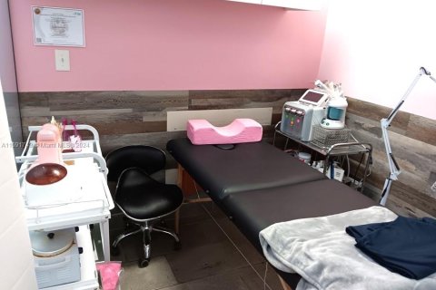 Immobilier commercial à vendre à Miami Beach, Floride № 1962690 - photo 9