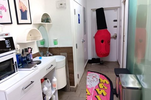 Immobilier commercial à vendre à Miami Beach, Floride № 1962690 - photo 12