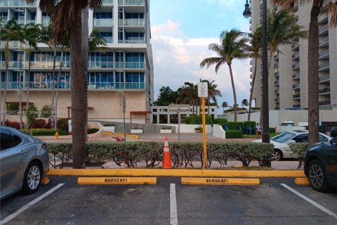 Immobilier commercial à vendre à Miami Beach, Floride № 1962690 - photo 19