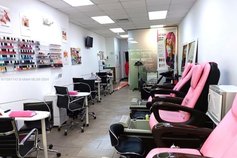 Immobilier commercial à vendre à Miami Beach, Floride № 1962690 - photo 6