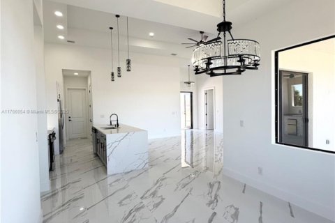 Купить виллу или дом в Кейп-Корал, Флорида 3 спальни, 161.56м2, № 1990410 - фото 26