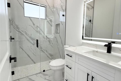 Купить виллу или дом в Кейп-Корал, Флорида 3 спальни, 161.56м2, № 1990410 - фото 23