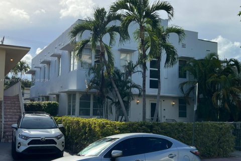 Commercial property in Miami Beach, Florida № 1861415 - photo 19