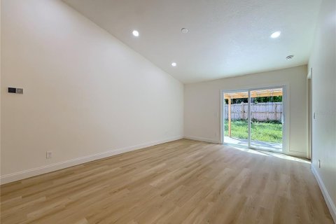 Casa en venta en Winter Park, Florida, 4 dormitorios, 120.87 m2 № 2387713 - foto 27