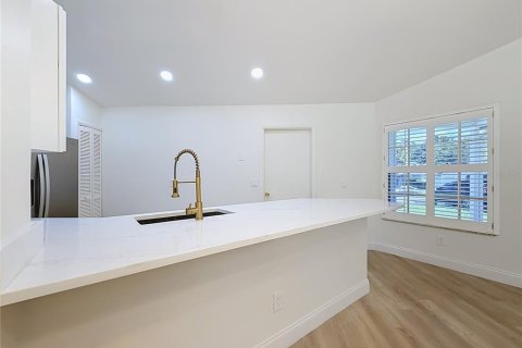 Casa en venta en Winter Park, Florida, 4 dormitorios, 120.87 m2 № 2387713 - foto 16