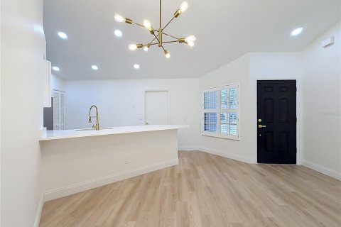 Casa en venta en Winter Park, Florida, 4 dormitorios, 120.87 m2 № 2387713 - foto 14