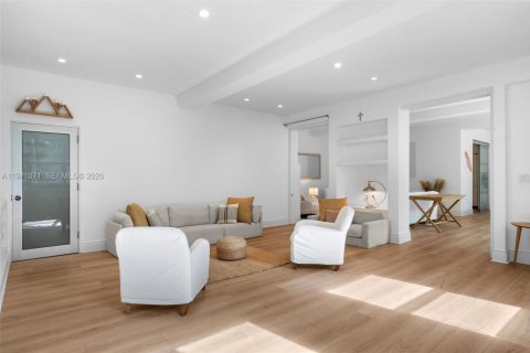 Condominio en venta en Key Biscayne, Florida, 4 dormitorios, 153.29 m2 № 2032657 - foto 9