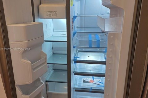 Купить виллу или дом в Майами, Флорида 4 спальни, 126.72м2, № 2033253 - фото 16