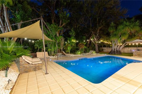 Villa ou maison à vendre à Palmetto Bay, Floride: 4 chambres, 331.94 m2 № 1949638 - photo 26