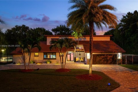 Villa ou maison à vendre à Palmetto Bay, Floride: 4 chambres, 331.94 m2 № 1949638 - photo 14