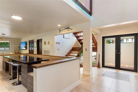 Villa ou maison à vendre à Palmetto Bay, Floride: 4 chambres, 331.94 m2 № 1949638 - photo 16