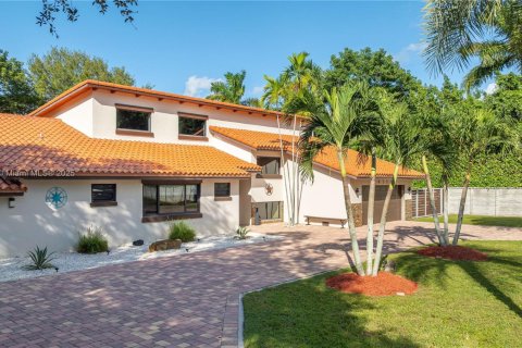 Villa ou maison à vendre à Palmetto Bay, Floride: 4 chambres, 331.94 m2 № 1949638 - photo 30