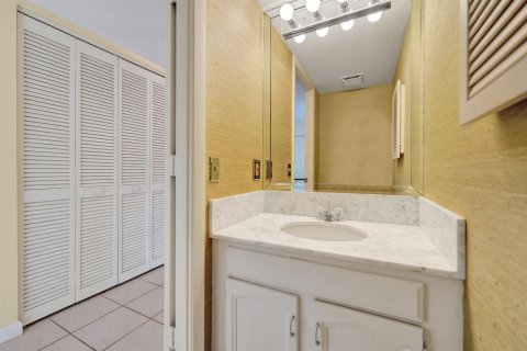 Condo in Fort Lauderdale, Florida, 3 bedrooms  № 2181974 - photo 17