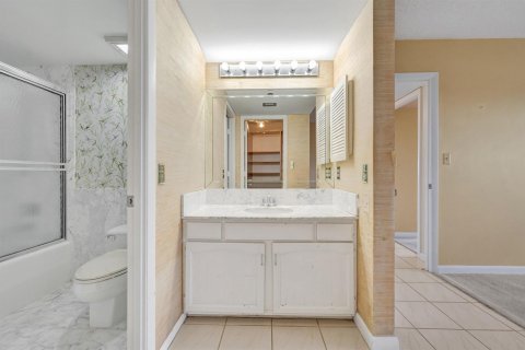 Condo in Fort Lauderdale, Florida, 3 bedrooms  № 2181974 - photo 20