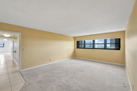 Condo in Fort Lauderdale, Florida, 3 bedrooms  № 2181974 - photo 18