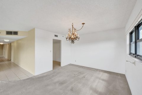Condo in Fort Lauderdale, Florida, 3 bedrooms  № 2181974 - photo 9