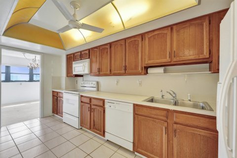 Condo in Fort Lauderdale, Florida, 3 bedrooms  № 2181974 - photo 13