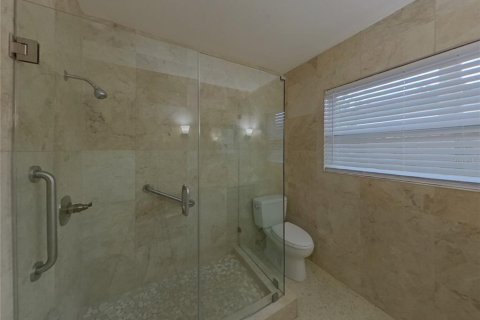 Casa en alquiler en Gulfport, Florida, 3 dormitorios, 158.31 m2 № 1911829 - foto 13