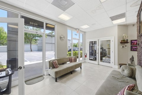 Immobilier commercial à vendre à Coral Springs, Floride № 2243272 - photo 6