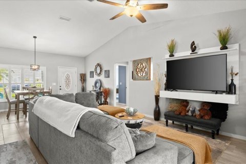 House in Ormond Beach, Florida 3 bedrooms, 152.17 sq.m. № 1519420 - photo 10