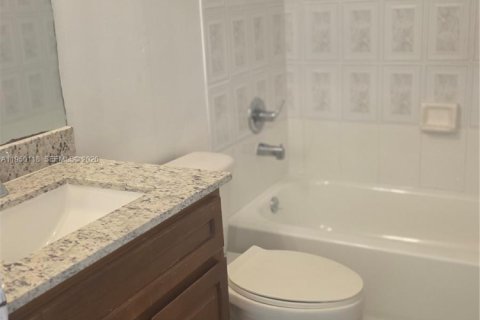 Снять в аренду кондоминиум в Хомстед, Флорида 2 спальни, 85.38м2, № 2005751 - фото 12