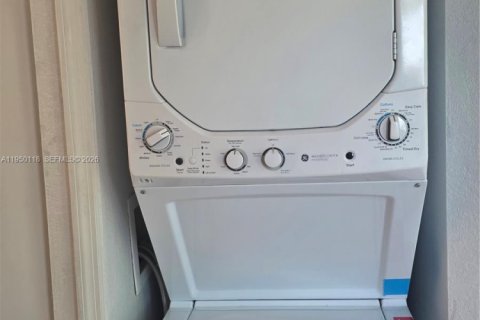 Снять в аренду кондоминиум в Хомстед, Флорида 2 спальни, 85.38м2, № 2005751 - фото 5