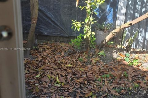 Снять в аренду кондоминиум в Хомстед, Флорида 2 спальни, 85.38м2, № 2005751 - фото 6